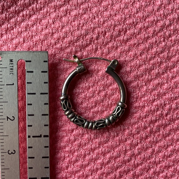 Silver hoop earrings  3/4” long - Picture 4 of 4